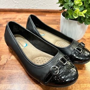 Black Memory Foam Flats